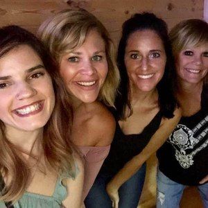 Meet your Posher, Lindsey